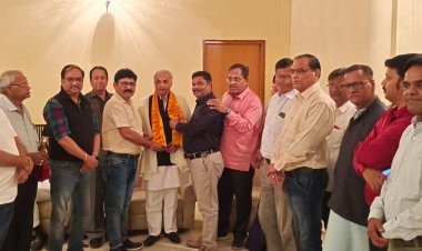 कायस्थ समाज ने किया पूर्व प्रधानमंत्री लाल बहादुर शास्त्री के पौत्र विभाकर शास्त्री का अभिनंदन