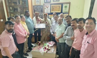 मेडिकल कॉलेज कोटा में पहली महिला अधीक्षक बनने पर डॉक्टर संगीता सक्सेना का अभिनंदन